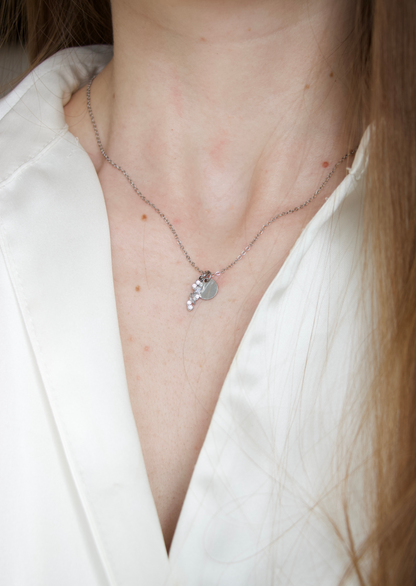 Collier gravure - Elégance
